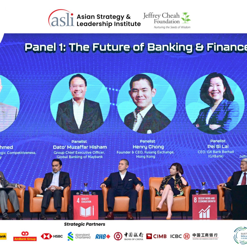 ASLI Banking & Finance Summit 2023 Highlights

Panel 1: ‘The Future of Banking & Finance’

Moderator: Prof. Pervaiz Ahmed, Director, Institute of Global and Strategic Competitiveness, Sunway University 

Speaker 1: Prof. Yeah Kim Leng, Director, Economic Studies, Jeffrey Cheah Institute on Southeast Asia and Member, Advisory Committee to the Finance Minister (ACFIN)

Speaker 2: Dato’ Muzaffar Hisham, Group CEO, Global Banking, Maybank 

Speaker 3: Henry Chong, Founder & CEO, Fusang Exchange, Hong Kong 

Speaker 4: Pei Si Lai, CEO & Managing Director, GX Bank Berhad

Follow ASLI on social media: https://linktr.ee/aslimyofficial